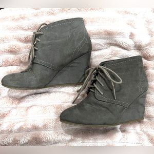 Suede wedges